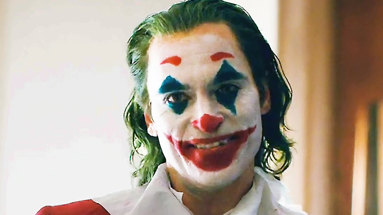 PHOTO: Cartel gunman patrols Mexican street in 'Joker' mask - The ...